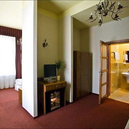 Apart Hotel Ambasador كراكوفيا الغرفة الصورة