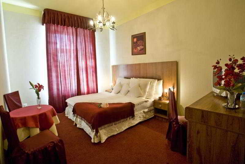 Apart Hotel Ambasador كراكوفيا الغرفة الصورة